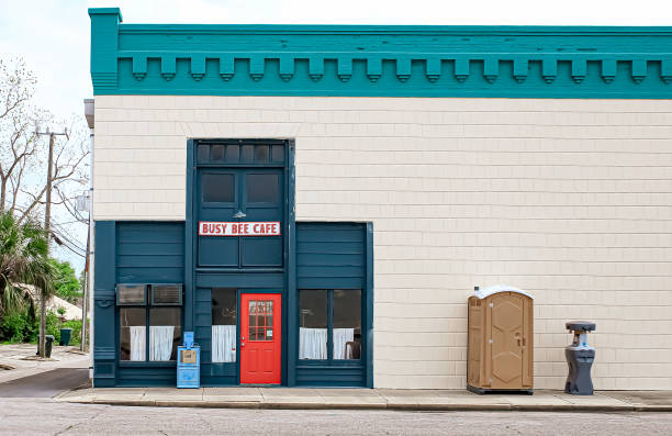 Best Portable toilet rental for construction  in Winfield, KS